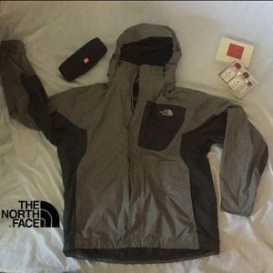 Vintage North Face luxury HYVENT sport jacket